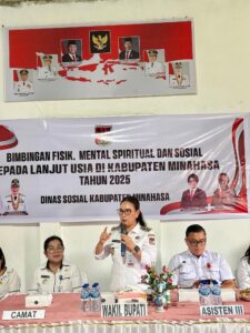 Wabup Minahasa Vanda Sarundajang Buka Kegiatan Bimbingan Fisik, Mental, Spiritual, dan Sosial Bagi Lansia di Kawangkoan
