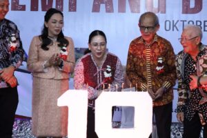 Wabup Vanda Sarundajang Hadiri Ibadah Syukur HUT ke-18 Desa Tempang Dua: Momen Kebersamaan dan Semangat Membangun