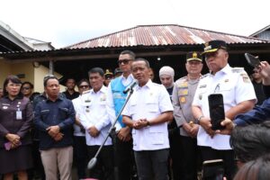 Menteri ESDM Resmikan Program BPBL di Minahasa, Bupati Dondokambey Dampingi Gubernur Sulut
