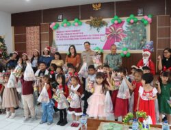 Kapolres Minahasa Hadiri Natal TK Kemala Bhayangkari 03: Tanamkan Nilai Kasih dan Toleransi Sejak Dini