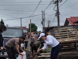 Ketua TP-PKK Minahasa Pimpin Gerakan Indonesia Asri di Pasar Tondano