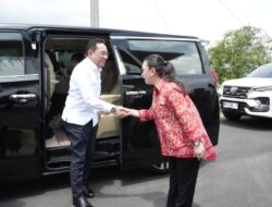 Wakil Menteri Kesehatan Benjamin Paulus Ocktavianus dan Wabup Vanda Sarundajang Dorong Pemberdayaan Perempuan Lewat Bakti Sosial PPTM