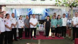 Wujud Empati Pemerintah Daerah, Bupati dan Wakil Bupati Minahasa Hadiri Rumah Duka Dr. Pankie Pangemanan