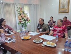 Sekda Lynda Watania Pimpin Audiensi Implementasi Strategi Sanitasi Kabupaten, Perkuat Sinergi Lintas OPD Wujudkan Minahasa Sehat dan Berkelanjutan