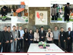 HUT ke-36 Kota Bitung,Wabup Vanda Sarundajang Sambut Ziarah Wali Kota Hengky Honandar ke Makam SHS